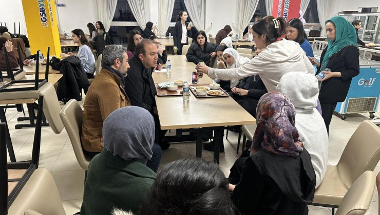 GENÇ’TEN AKŞAM YEMEĞİNE YURDA ZİYARET