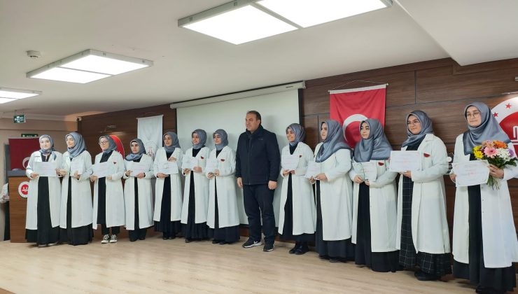 DİYANET AKADEMİSİ İLK MEZUNLARINI VERDİ