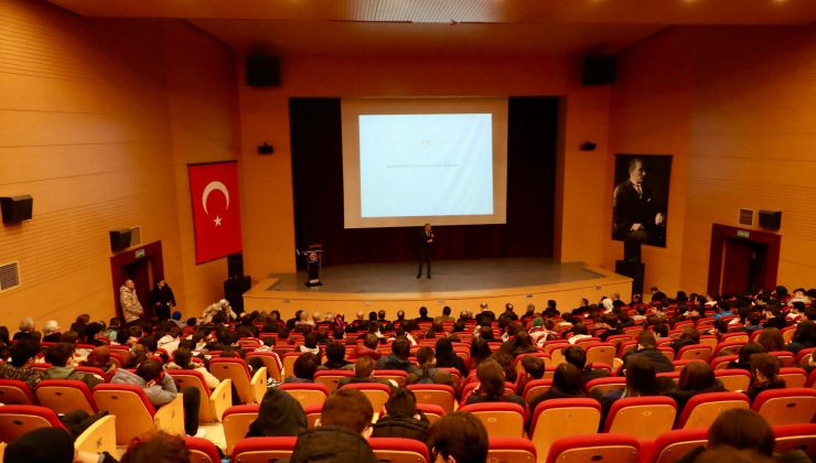 “Milli Mücadele Döneminde Ordu ve Rüsumat No:4 Gemisi” Konulu Konferans Düzenlendi