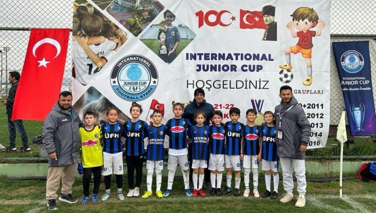 ÜFK AKDENİZ’DE FIRTINA ESTİRİYOR!