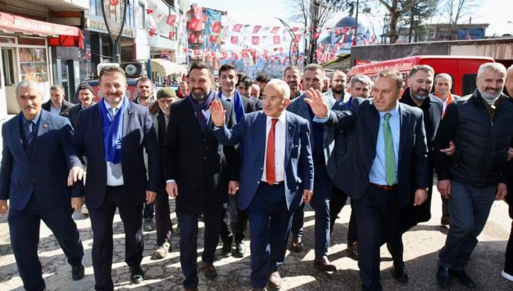 Hilmi Güler Çaybaşı’nda Yoğun İlgiyle Karşılandı