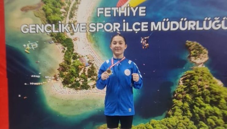 Sudenaz EFİL 48 Kiloda Türkiye 1.si Oldu.