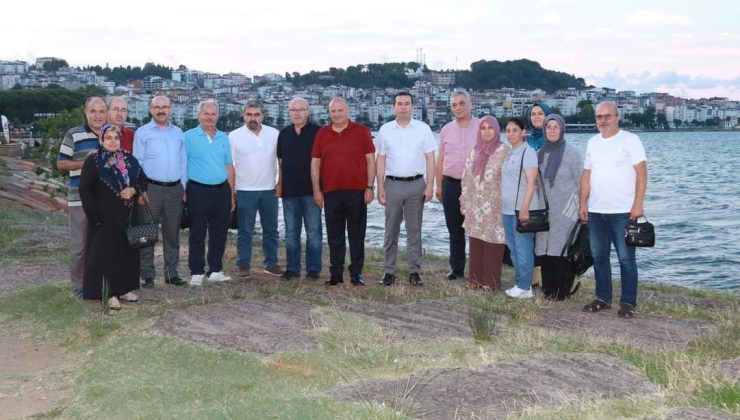Emekliler Yılında Kaymakam Ayhan Işık  ve Başkan Tavlı Emeklileri Ağırladı