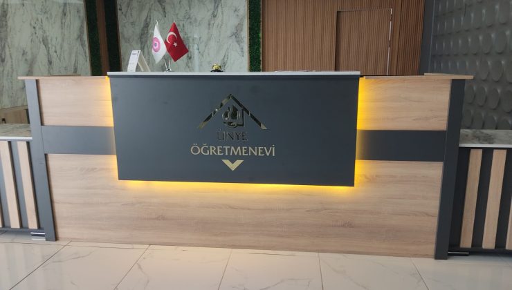 Ünye’ye de 52 Odalı Bir Öğretmenevi Yakışırdı.