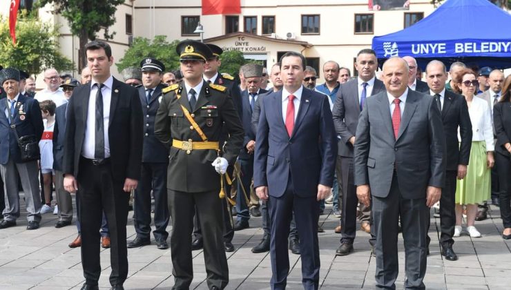 Ünye’de Zafer Bayramı Etkinliklerle Kutlandı