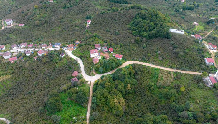 Ünye Belediyesi’nin Beton Yol Yapım Çalışmaları Devam Ediyor.