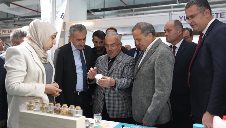 Ordu’lu Arıcıları Bir Araya Getiren “ARICILIK VE ARI ÜRÜNLERİ FUARI” Açıldı.