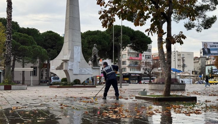Aslan yattığı yerden belli olur.