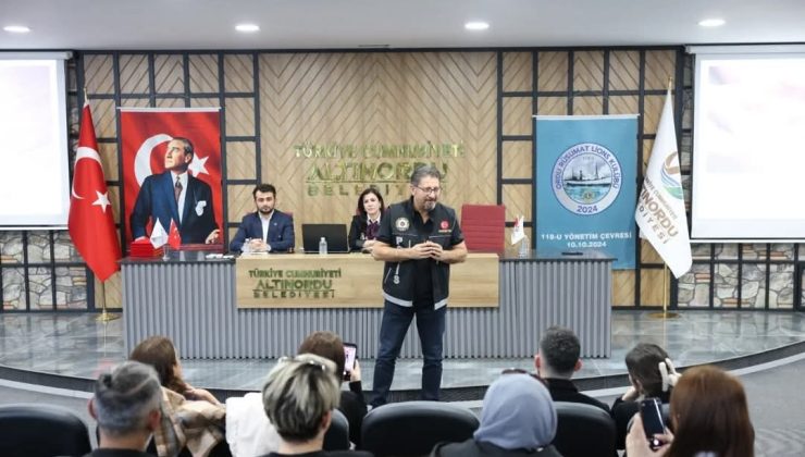 Bağımlılıkla Mücadelede  ” Beni Fark Et Anne” Konferansı