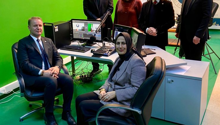 Güzel Sanatlar Fakültesi YouTube ve Radyo Yayınında