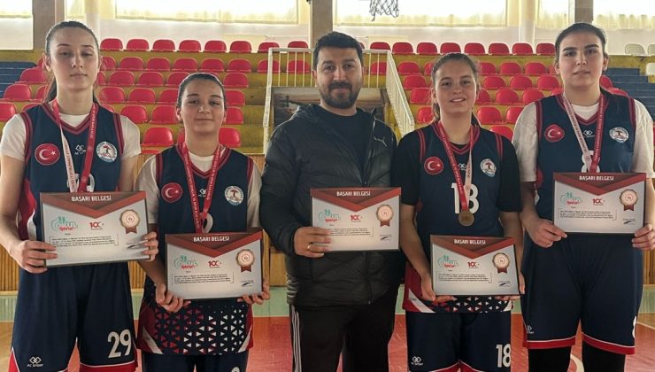 Basketbolda Büyük Başarı