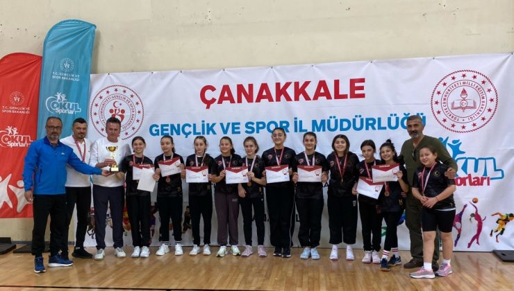 Bu Takım Voleybol da Türkiye 3.cüsü
