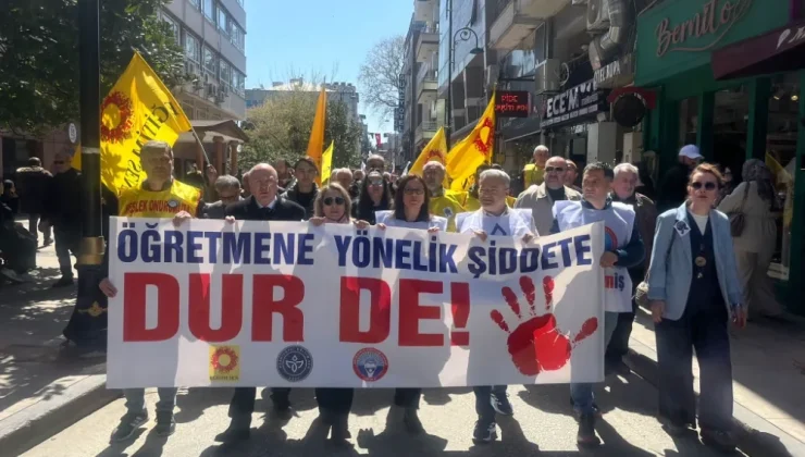 Eğitimciler İş Bırakarak Tepkilerini Gösterdi!