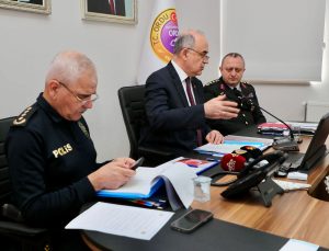 Vali Erol Asayiş Toplantısı Sonrası Açıklamalarda Bulundu