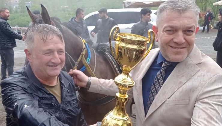 İkizce’de İlk  Kez Rahvan At Yarışları Düzenlendi
