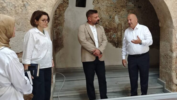 Başkan Tavlı Restorasyonu Devam Eden Kent Müzesinde İncelemelerde Bulundu