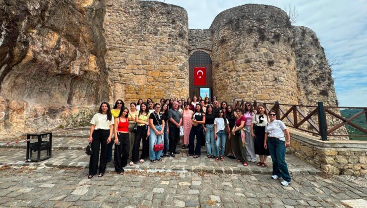 Tarihi Mirasımız Ünye Kalesini Ziyaret Ettiler.