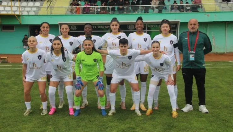 Ünye Kadın Futbol Kulübü Şampiyona Yenildi!